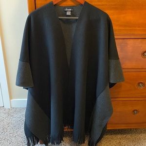 Fleece Wrap w/ Fringe